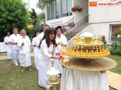 วันวิสาขบูชา วัดพุทธบอร์กโด